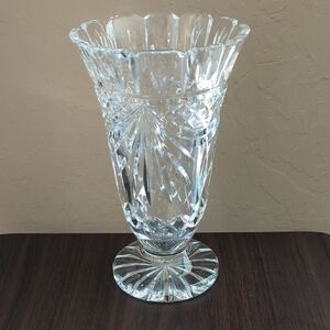 Waterford Society 1995 Vintage Crystal Penrose 8.5-Inch Vase